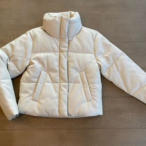 NWT Abercrombie faux leather puffer jacket off white size xs